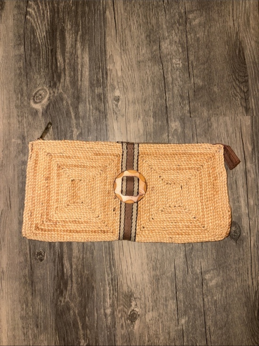 Vintage 1970s made in Hong Kong straw clutch - excellent condition